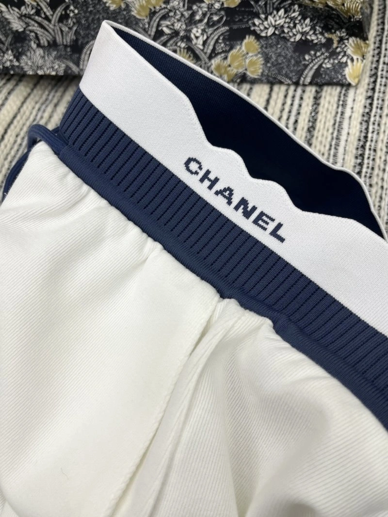Fashionable Chanel Long Pants 109818