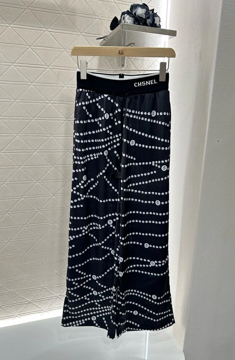 Functional Chanel Long Pants 109807