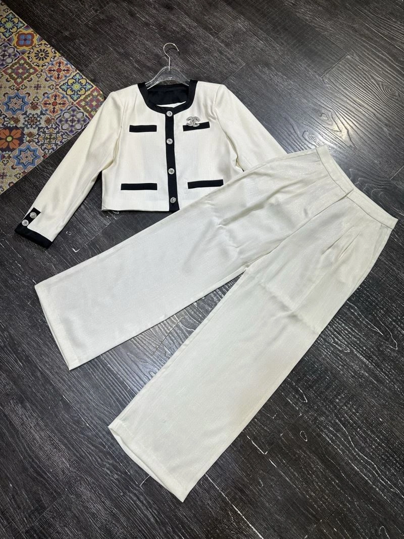 Youthful Chanel Long Suits 111409