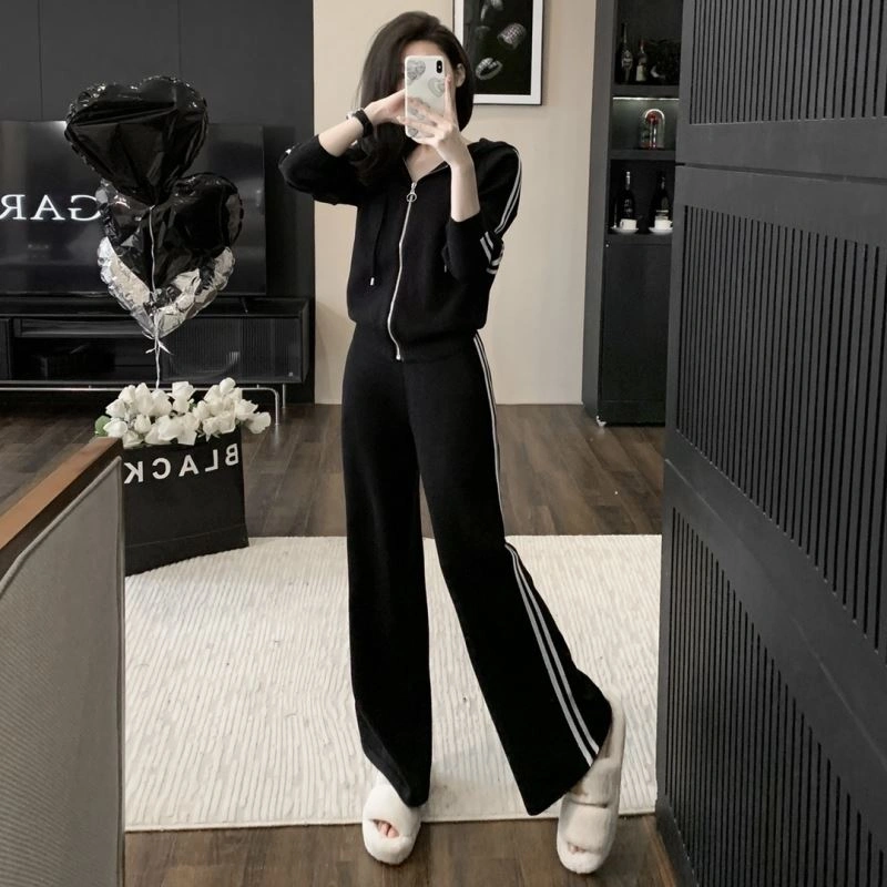 Bright Chanel Long Suits 111387