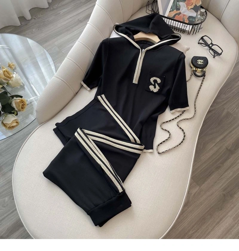 Packable Chanel Long Suits 111380
