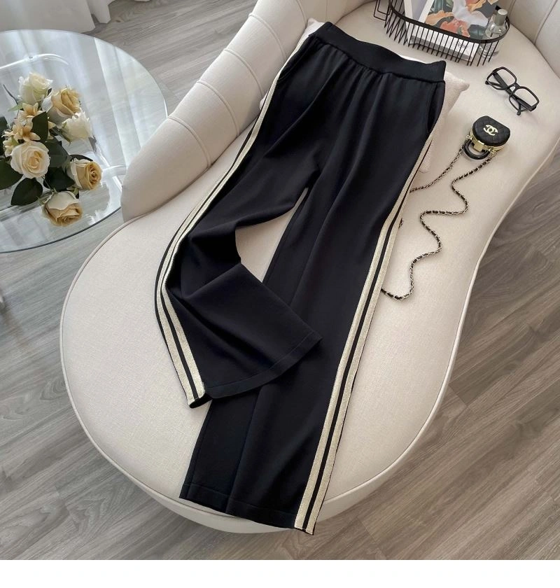 Packable Chanel Long Suits 111380