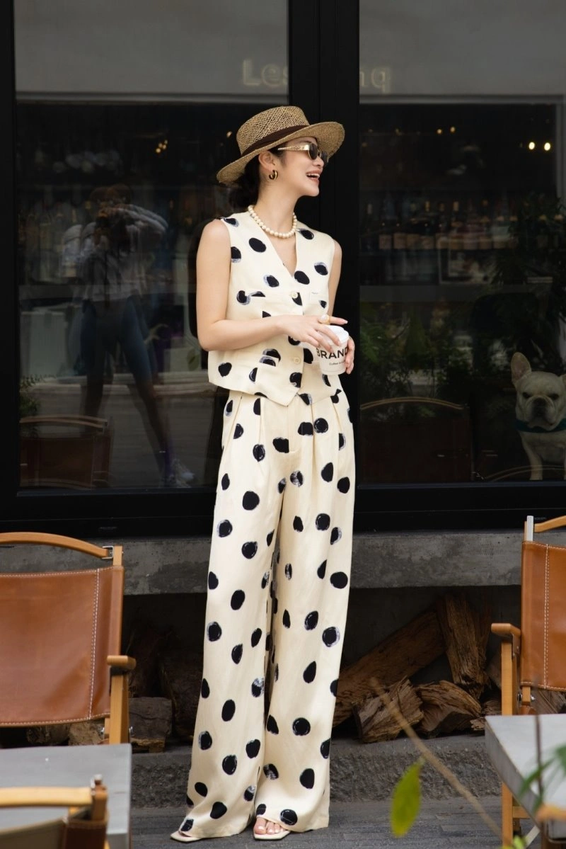 GoAnywhere Chanel Long Suits 108908