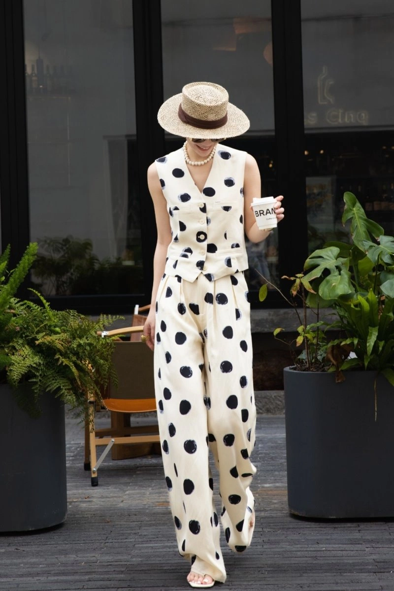GoAnywhere Chanel Long Suits 108908