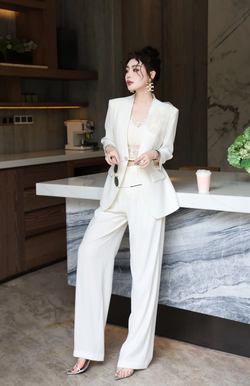 Chanel Long Suits Durable 108905