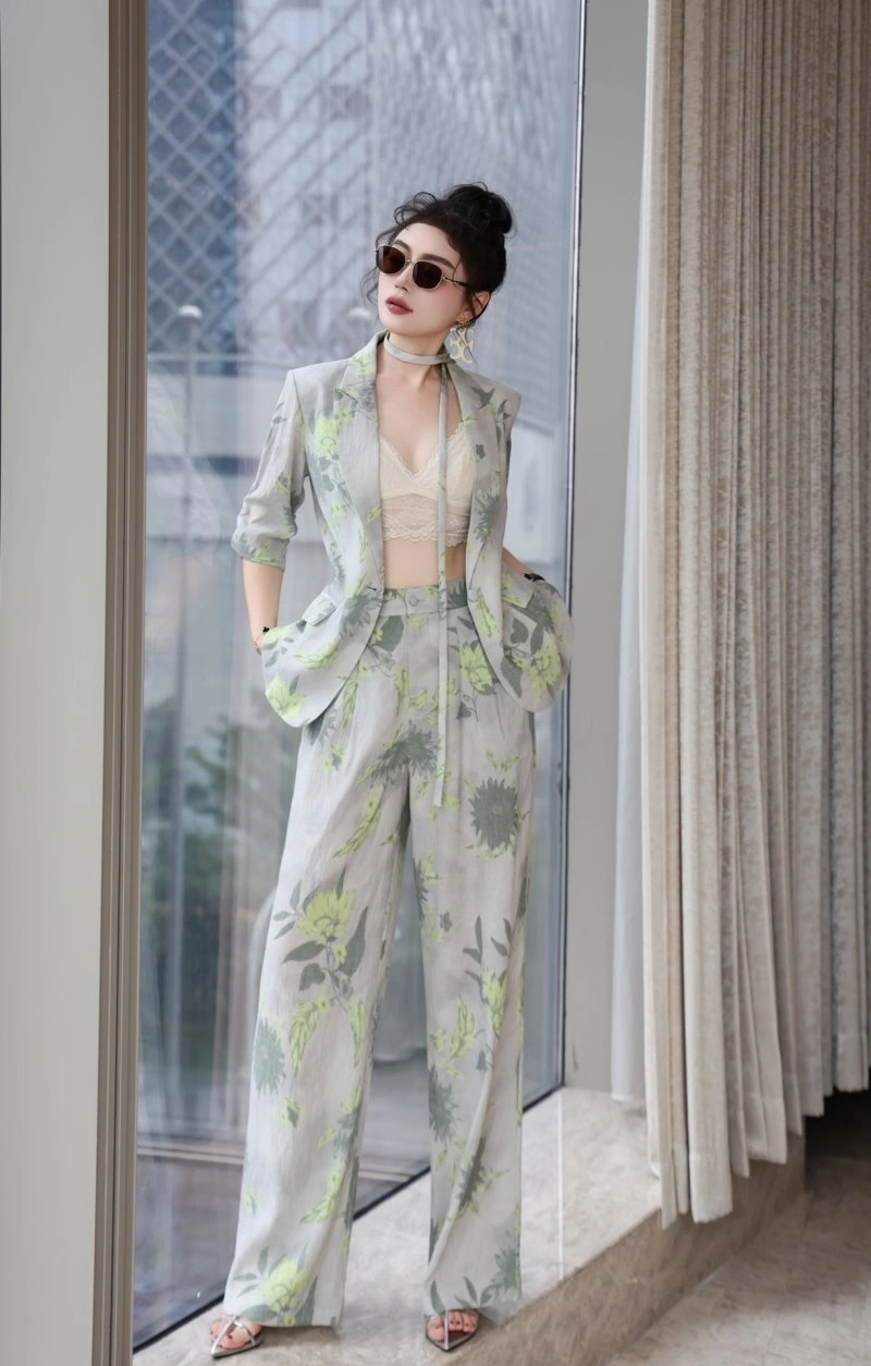 Chanel Long Suits Practical 108898