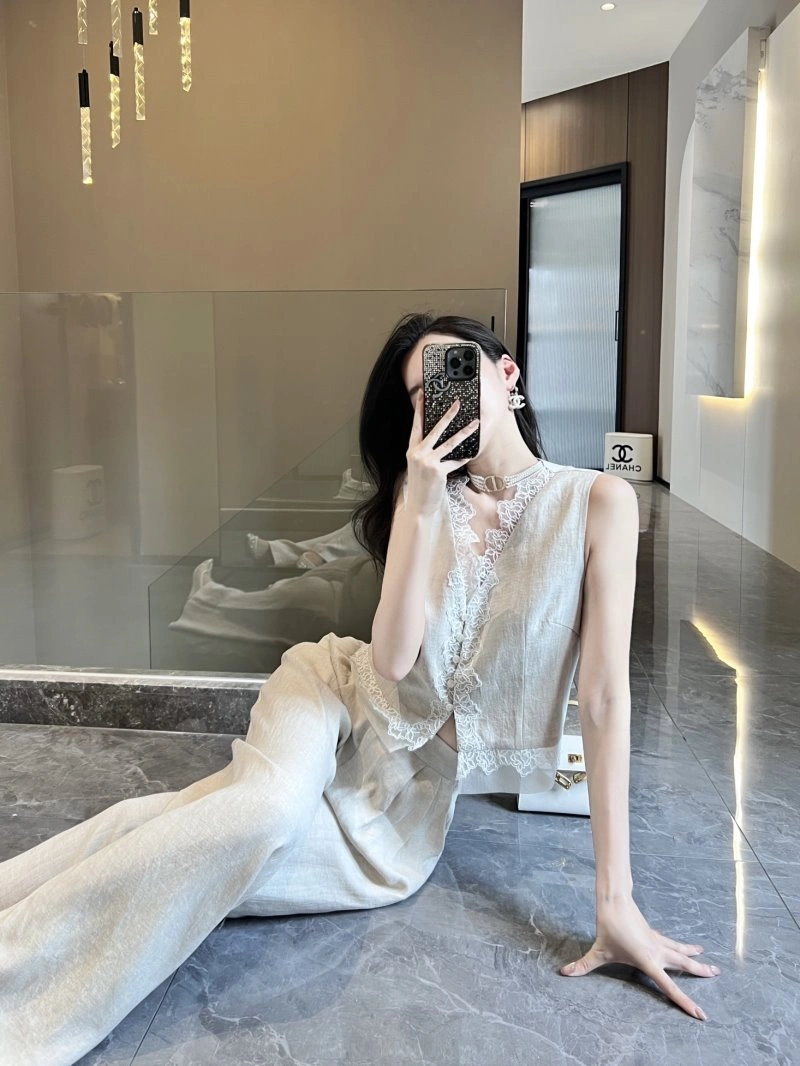 EyeCatching Chanel Long Suits 108903