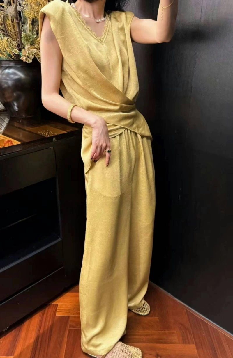 TechFriendly Chanel Long Suits 108884