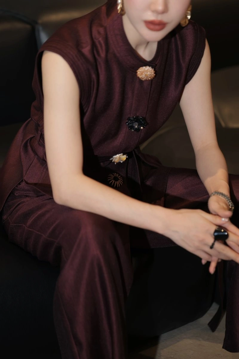 Effortless Chanel Long Suits 108887