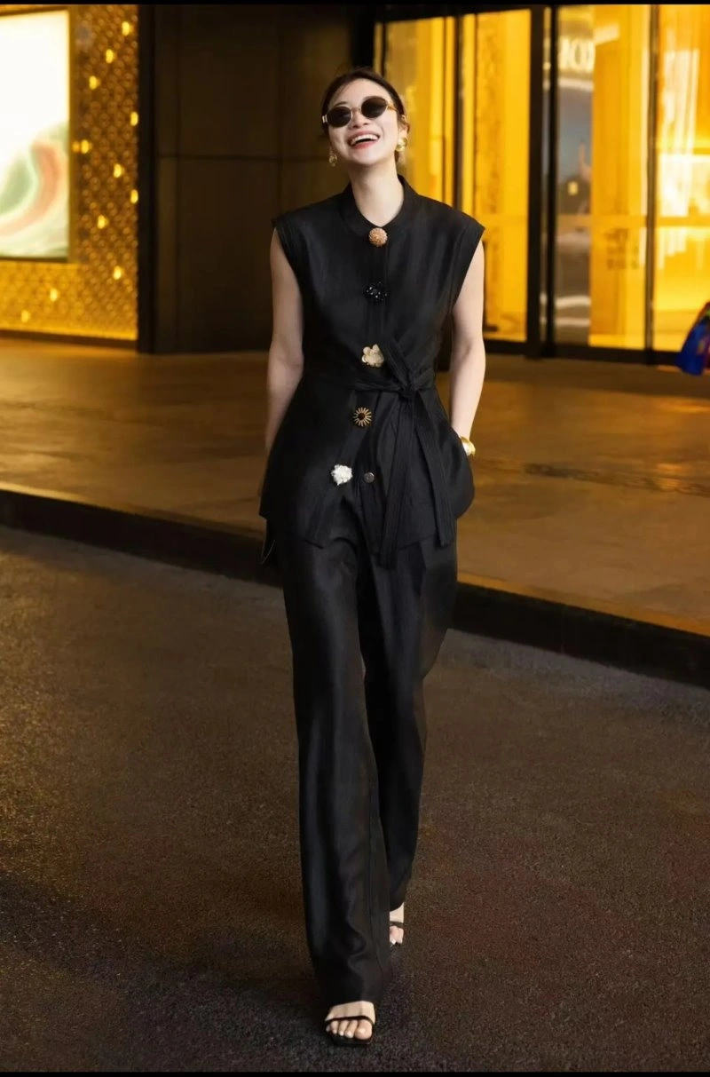 Youthful Chanel Long Suits 108883