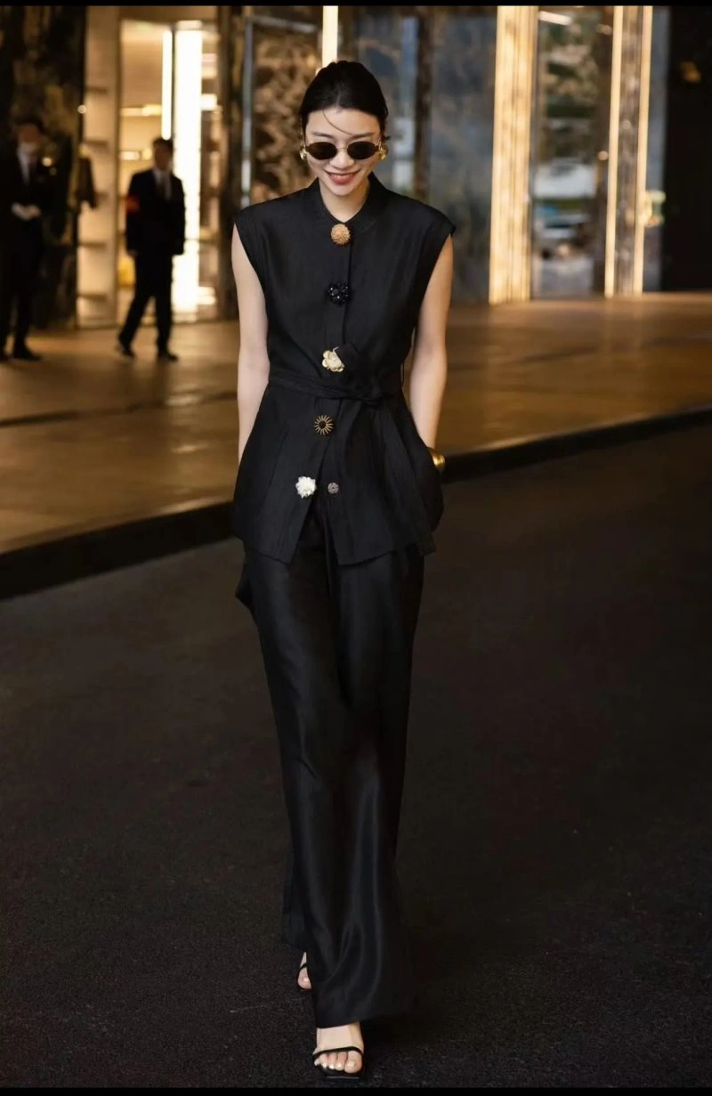 Youthful Chanel Long Suits 108883