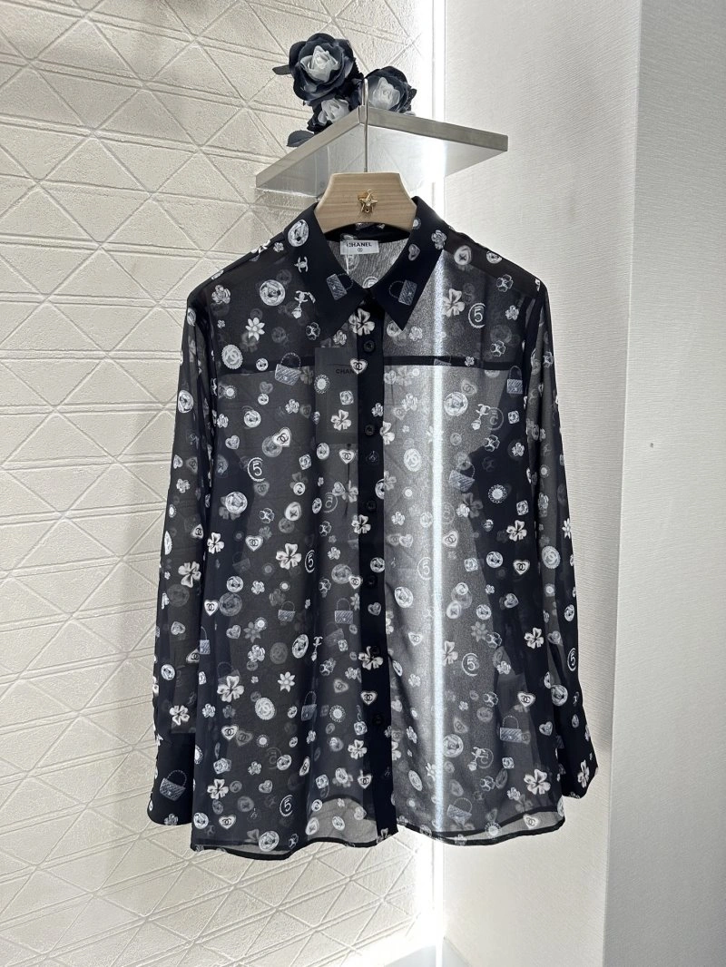 Chanel Long Suits FreshLook 108882