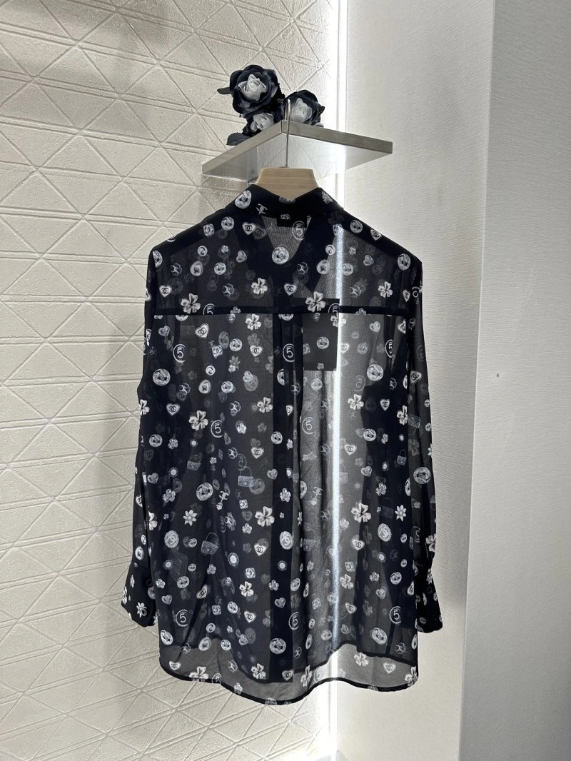 Chanel Long Suits FreshLook 108882