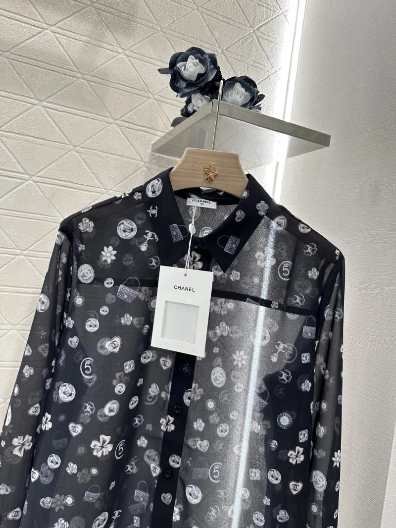 Chanel Long Suits FreshLook 108882