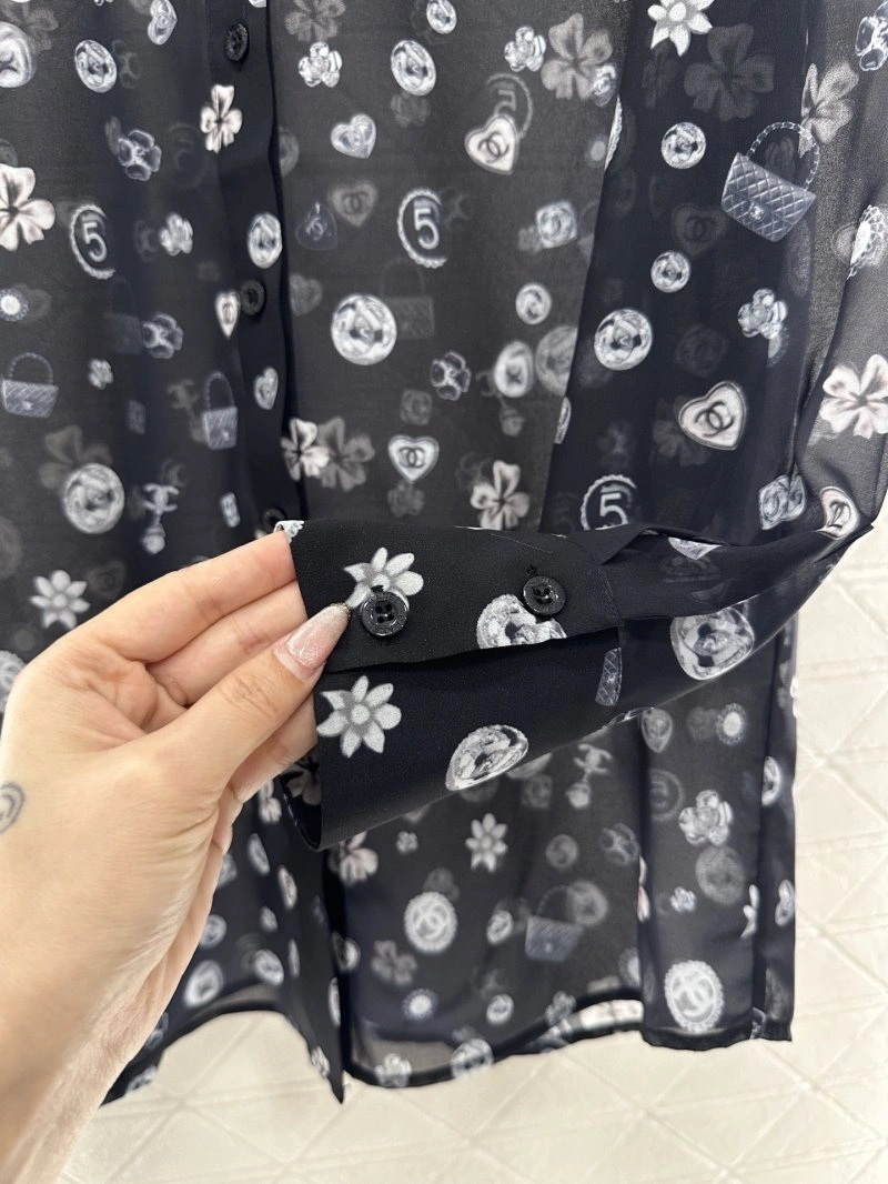 Chanel Long Suits FreshLook 108882