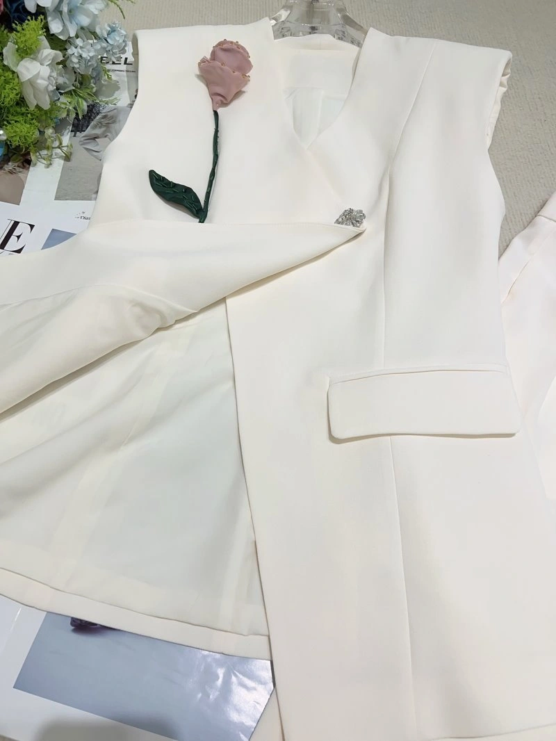Packable Chanel Long Suits 108858