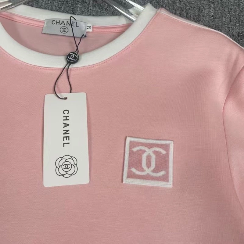 OdorResistant Chanel Long Suits 108857