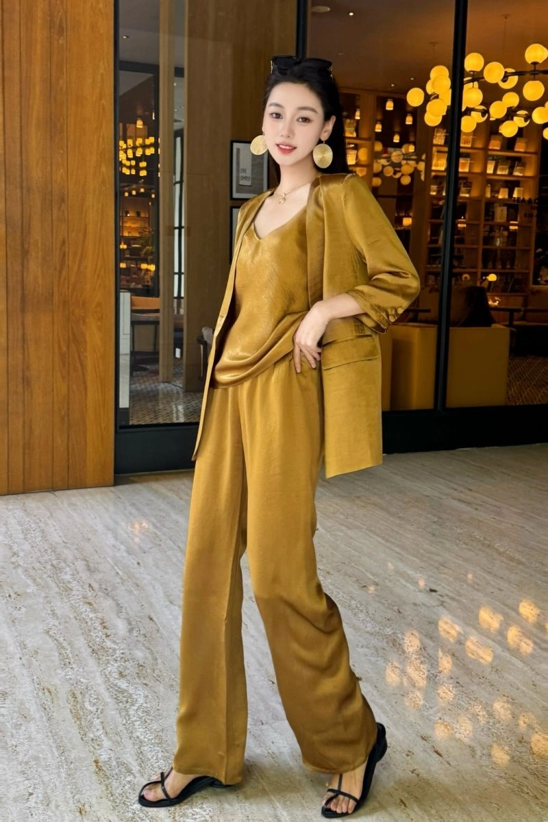 Chanel Long Suits Sleek 110535