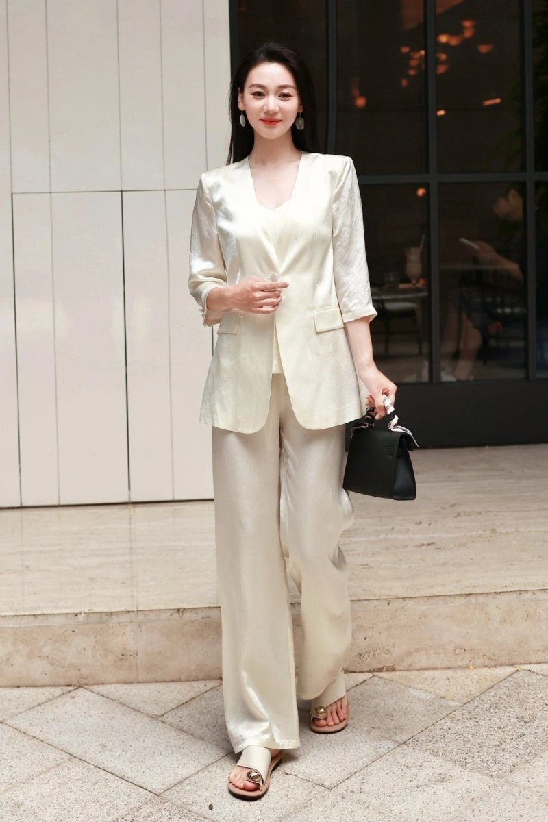 WaterResistant Chanel Long Suits 110526