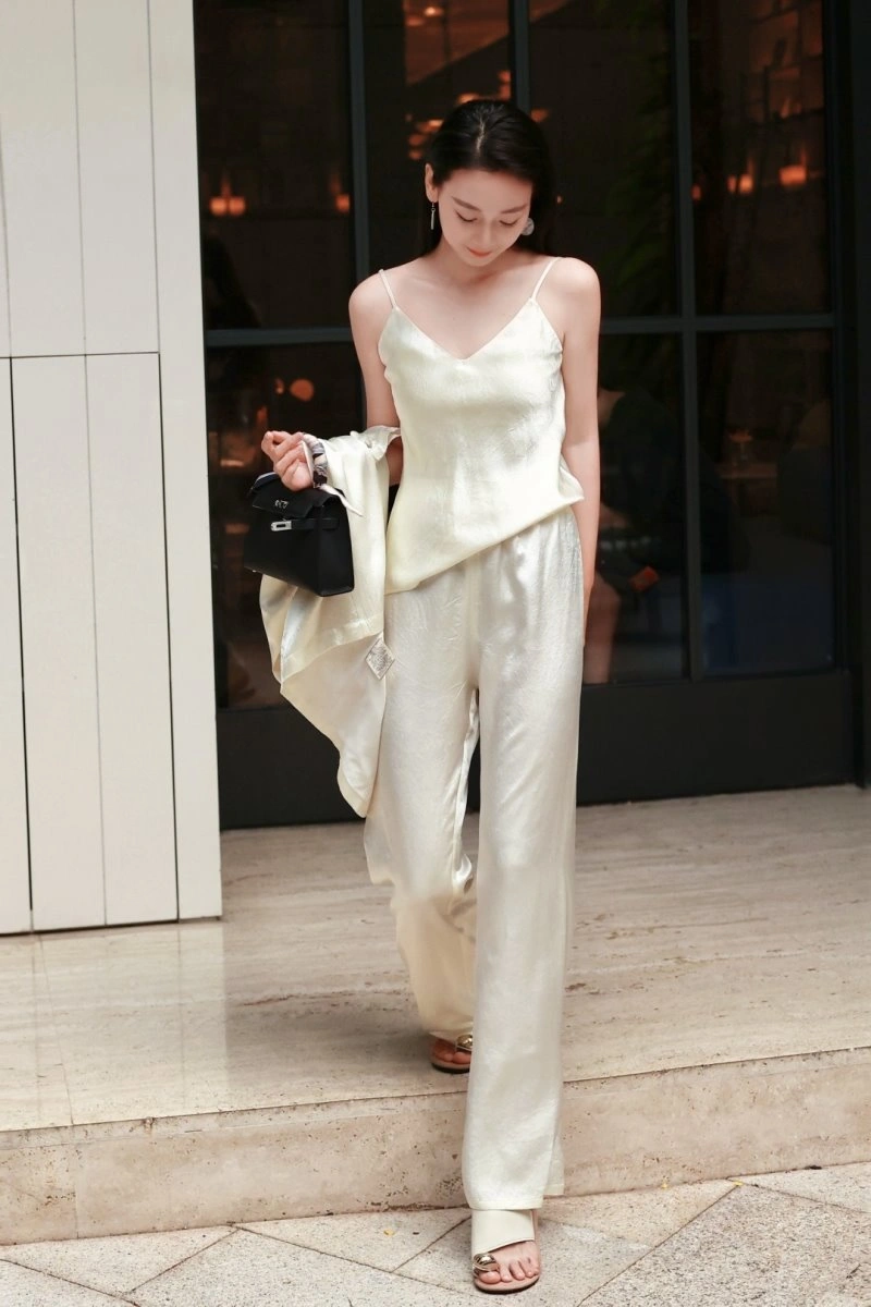 Trendy Chanel Long Suits 110516
