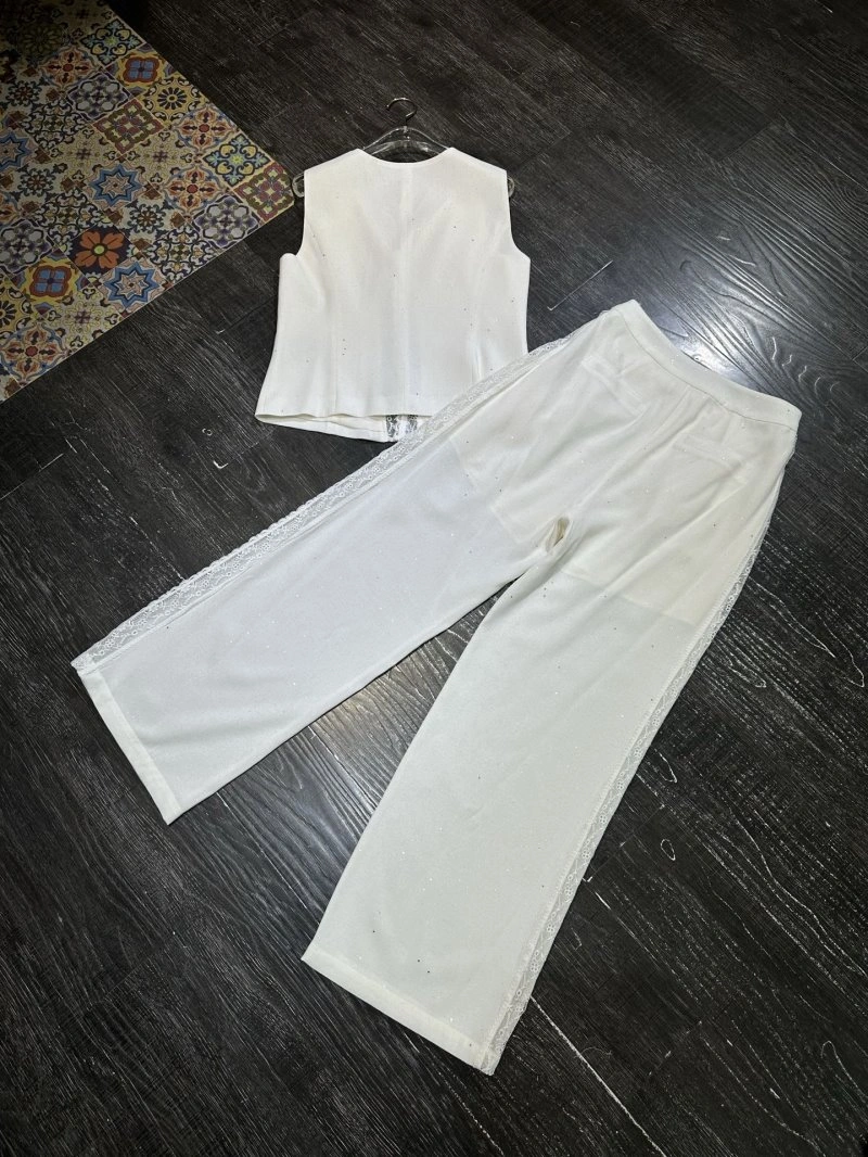 Chanel Long Suits Snug 110507