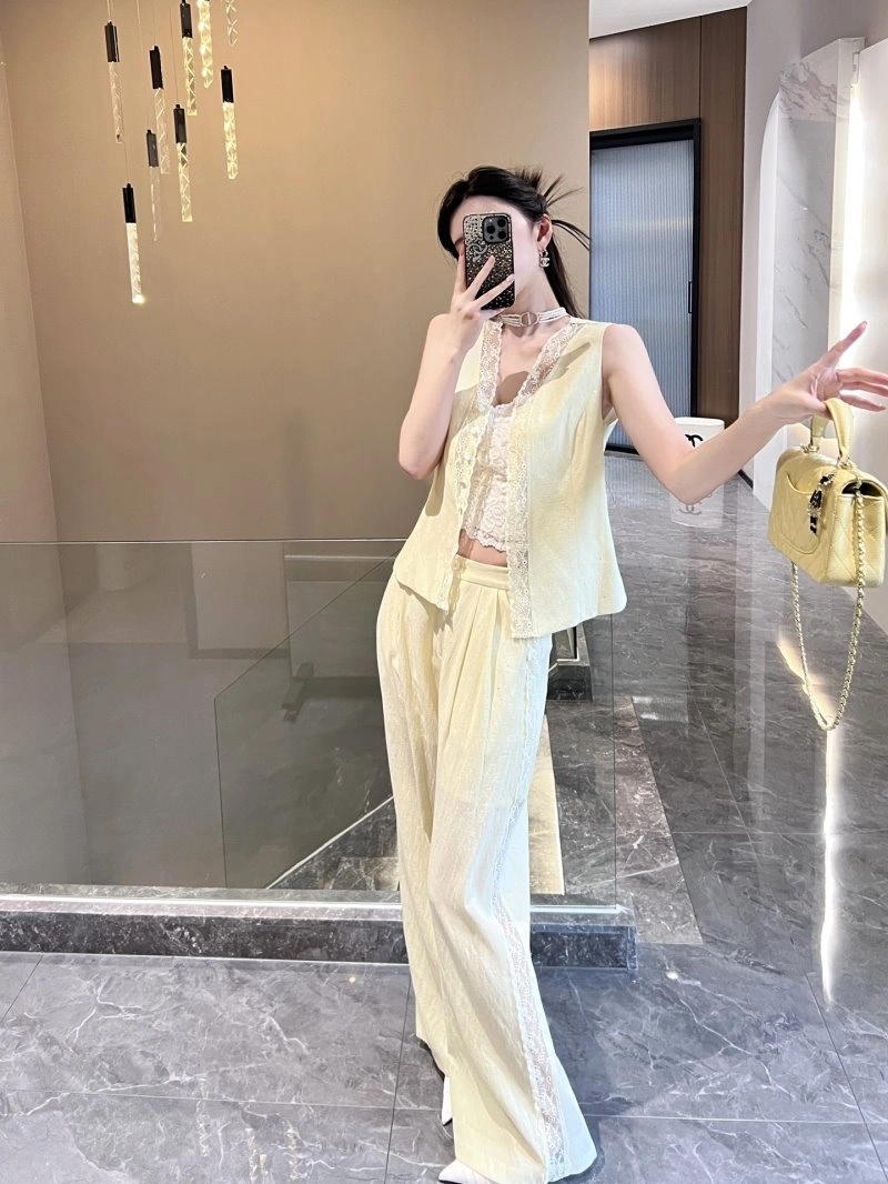 EyeCatching Chanel Long Suits 110518