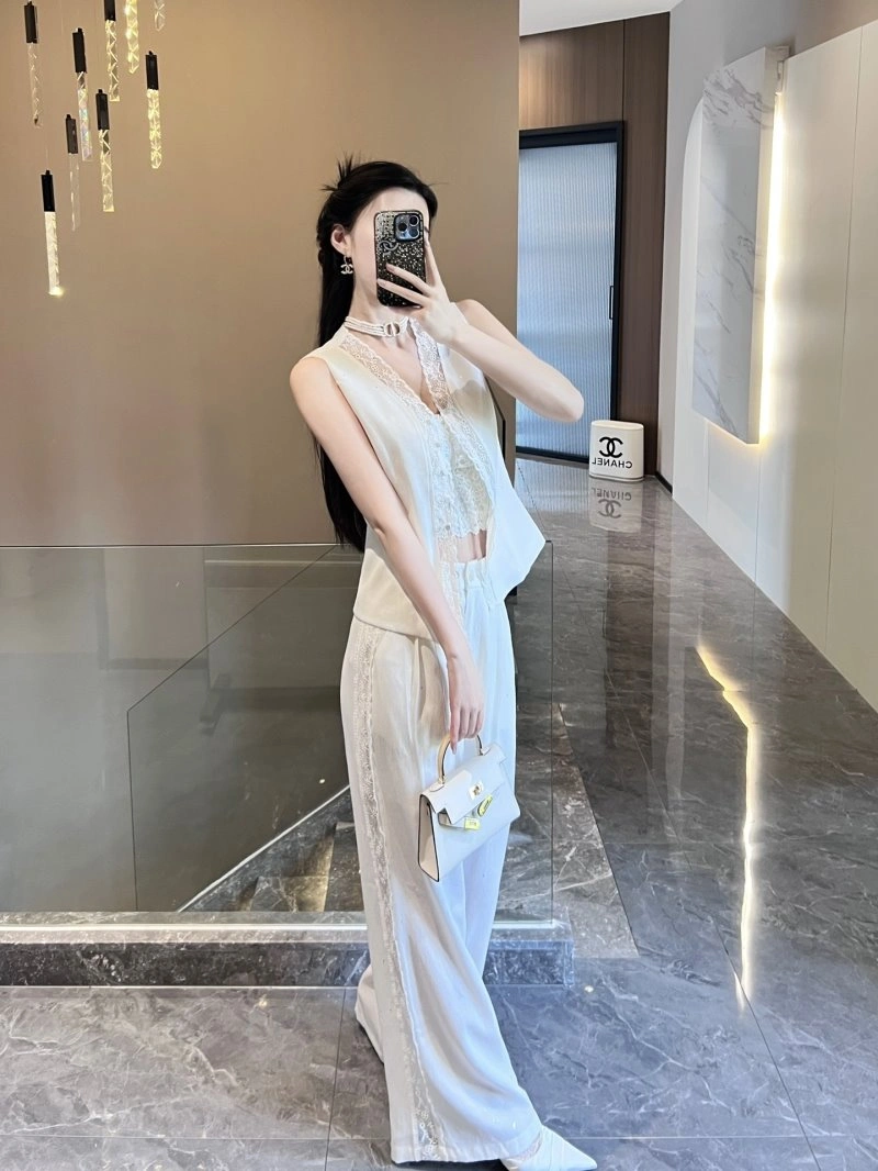Original Chanel Long Suits 110523