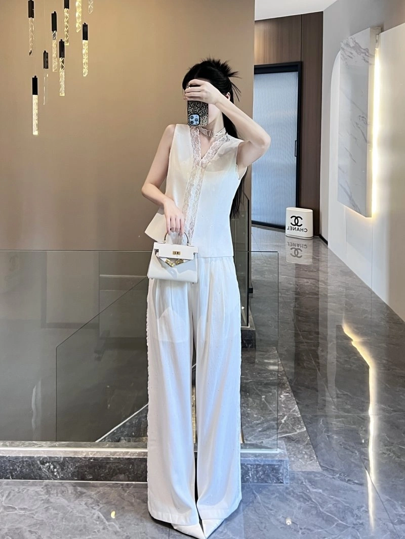 Original Chanel Long Suits 110523