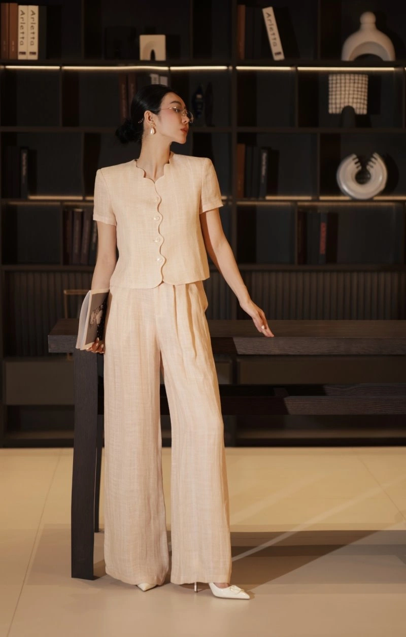 Chanel Long Suits StreetReady 110511