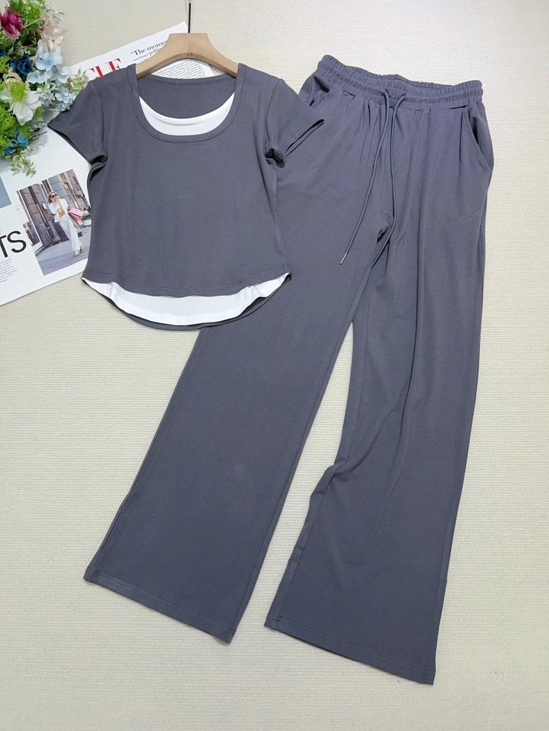 Sleek Chanel Long Suits 110503