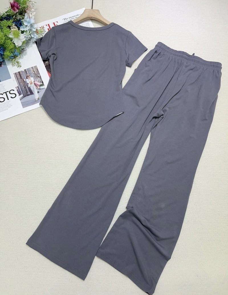 Sleek Chanel Long Suits 110503