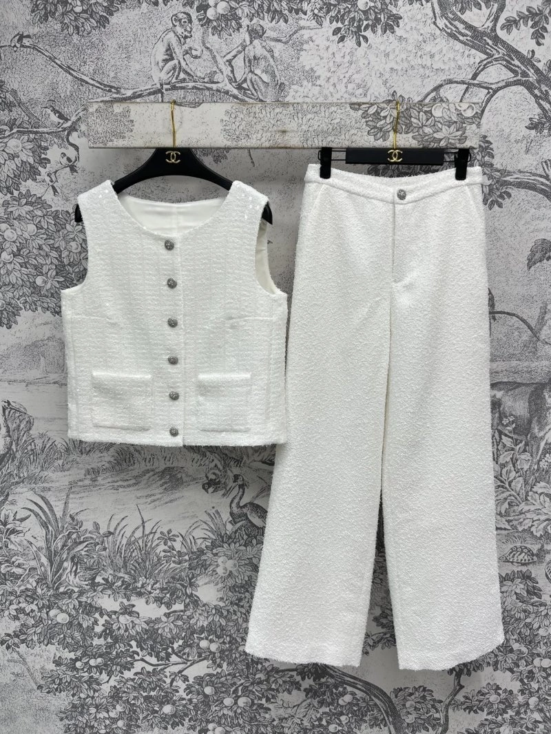 Chanel Long Suits Practical 108162