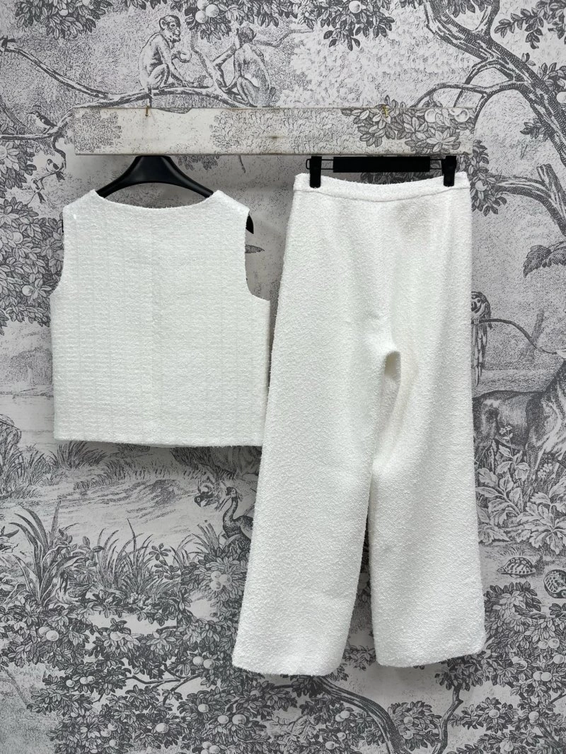 Chanel Long Suits Practical 108162