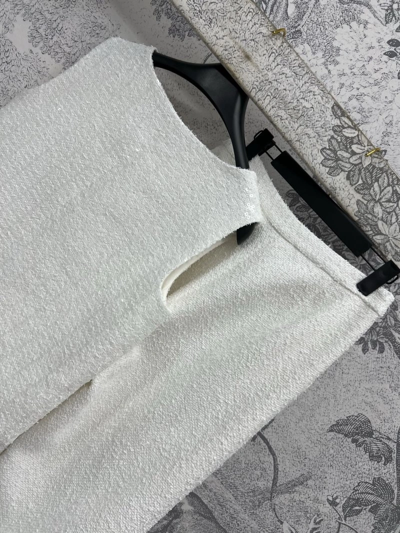 Chanel Long Suits Practical 108162