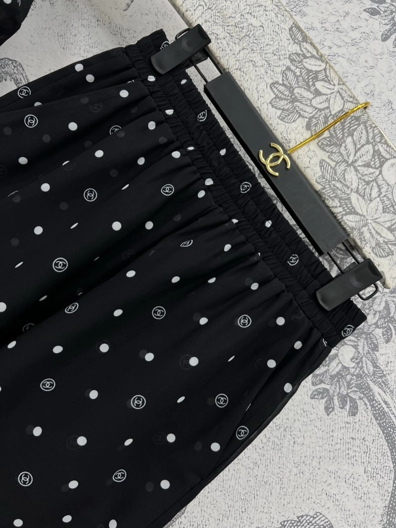 Chic Chanel Long Suits 108159