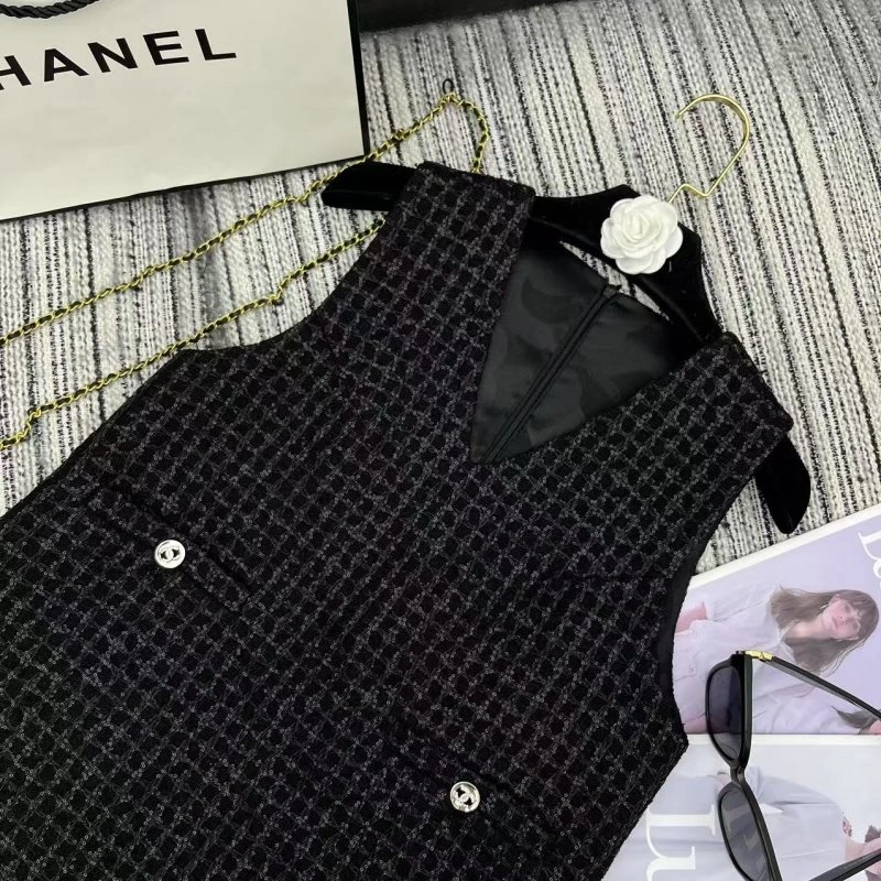 Chanel Long Suits FreshLook 109791