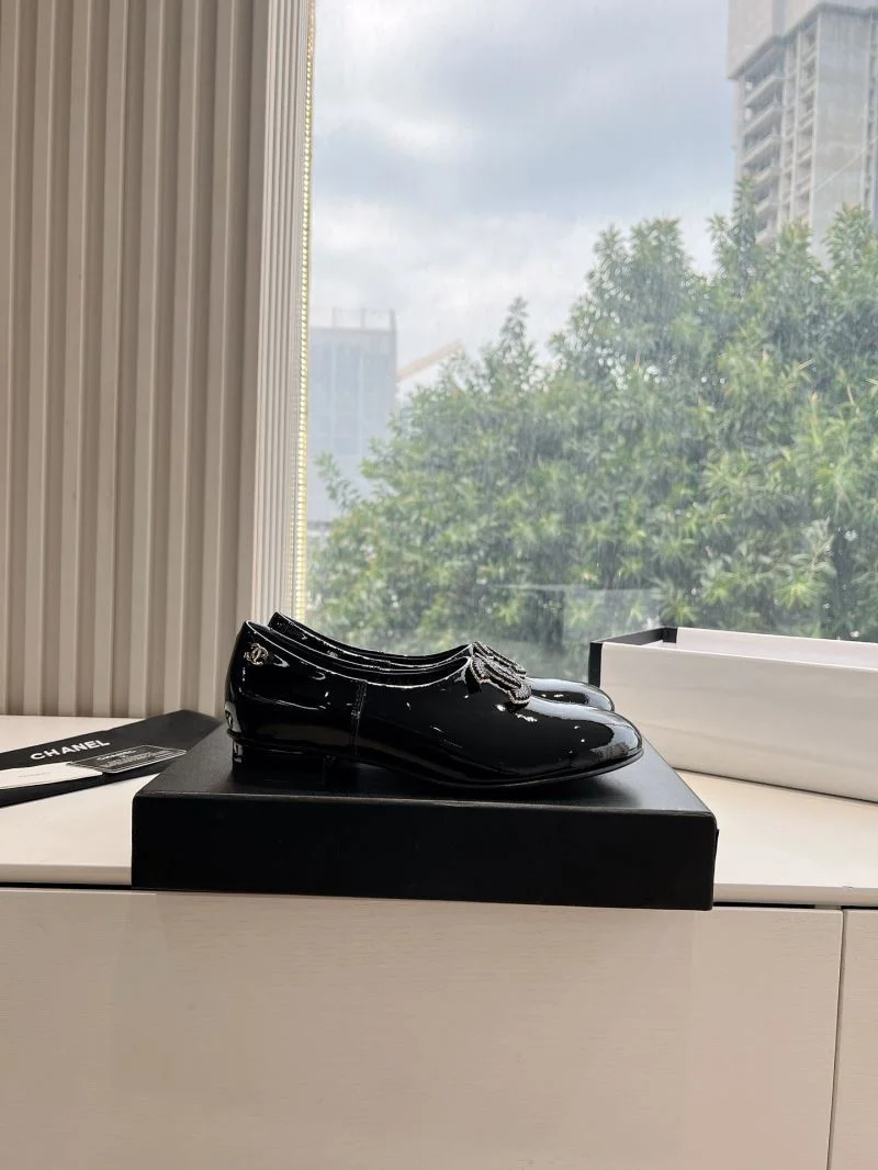 Chanel Low Shoes GoodFit 18470
