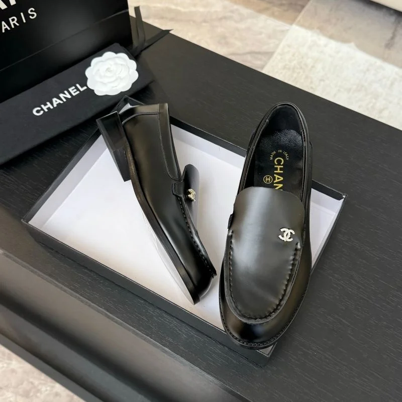 Chanel Low Shoes SmoothTexture 20309