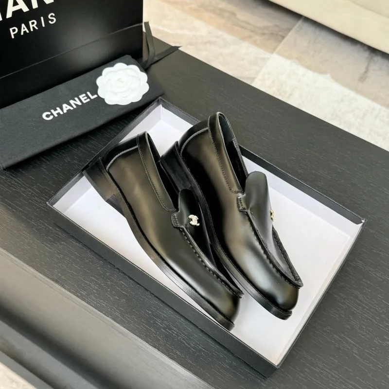 Chanel Low Shoes SmoothTexture 20309