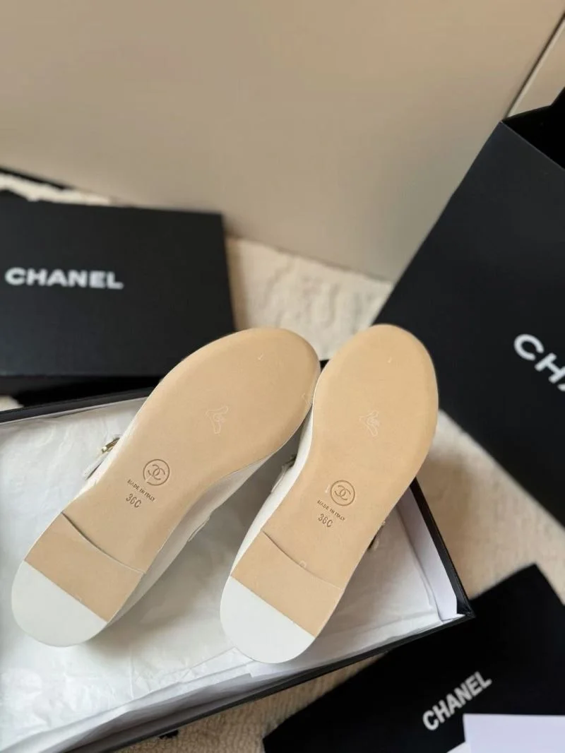 Chanel Low Shoes ComfortFit 20281