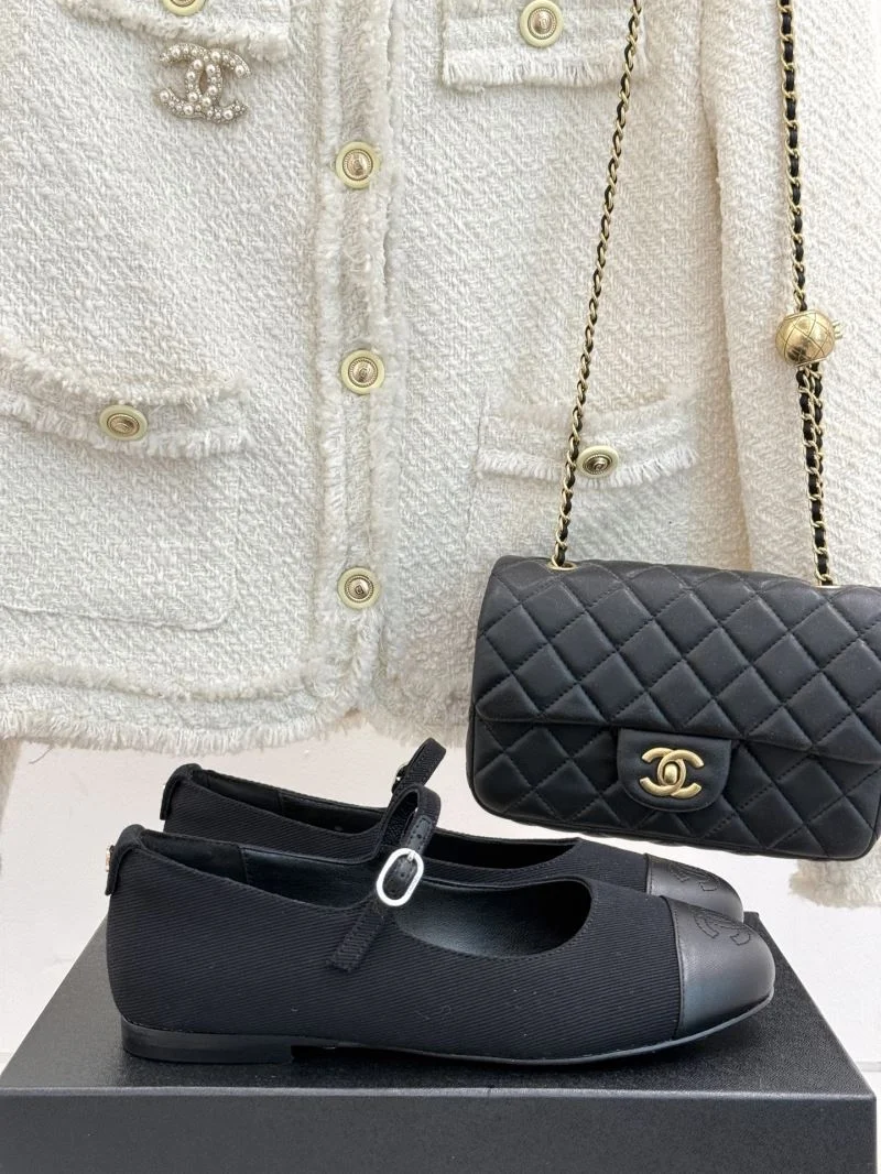 WaterResistant Chanel Low Shoes 20242
