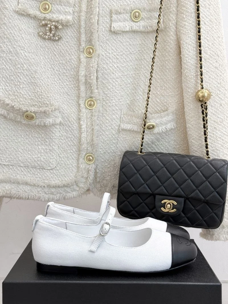 Chanel Low Shoes Durable 20246