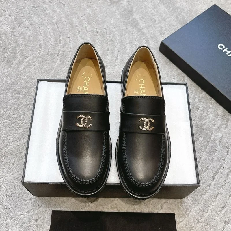 Flexible Chanel Low Shoes 20240