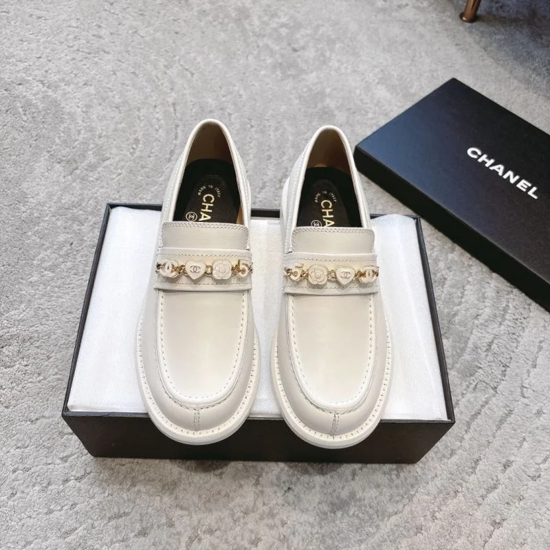 Flexible Chanel Low Shoes 20228