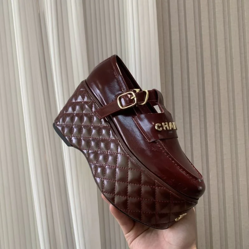 Unique Chanel Low Shoes 19291