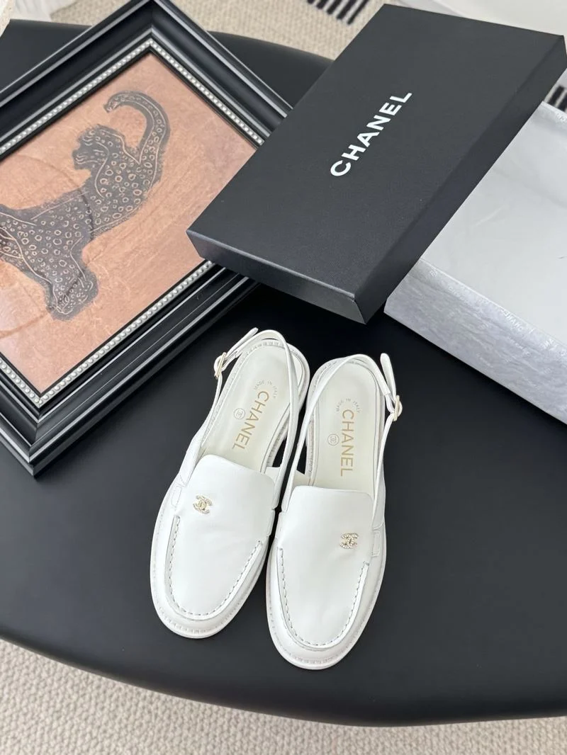 Chanel Low Shoes Cozy 19338