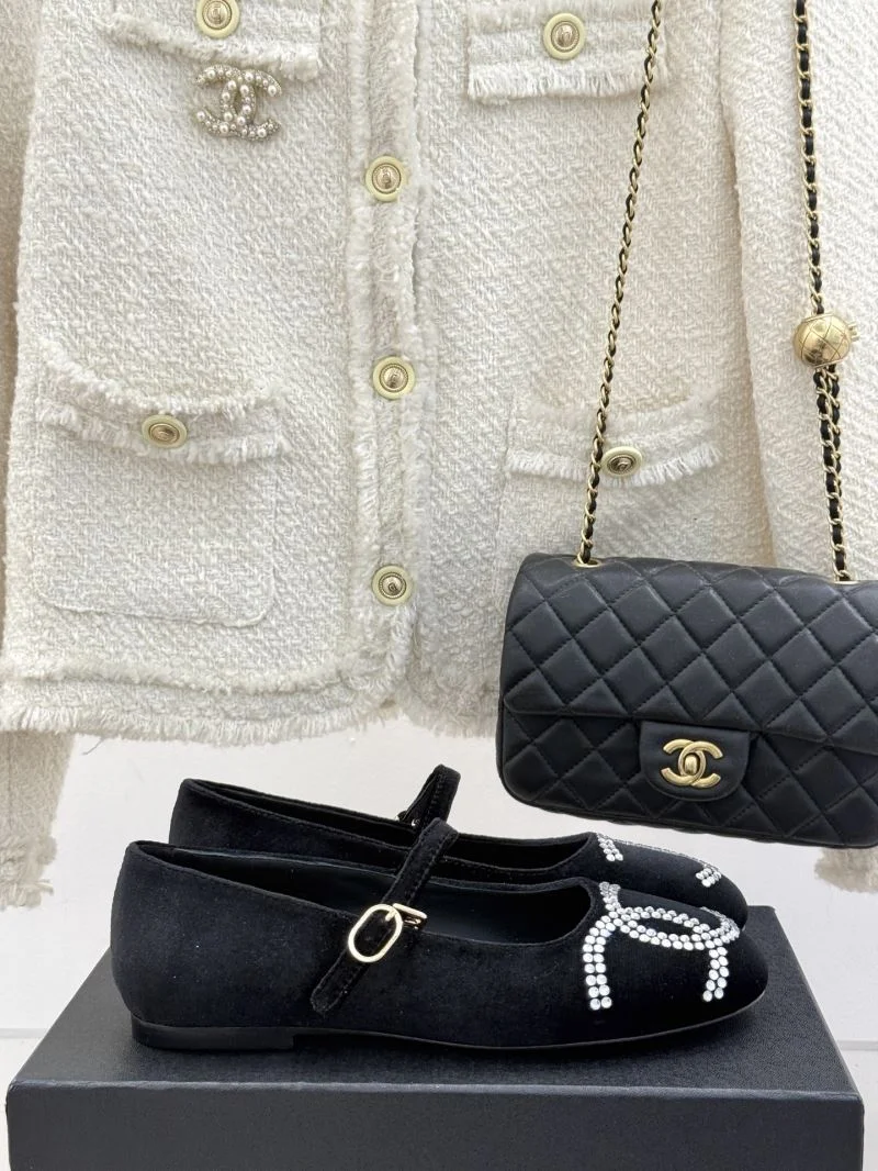 SoftTouch Chanel Low Shoes 19239