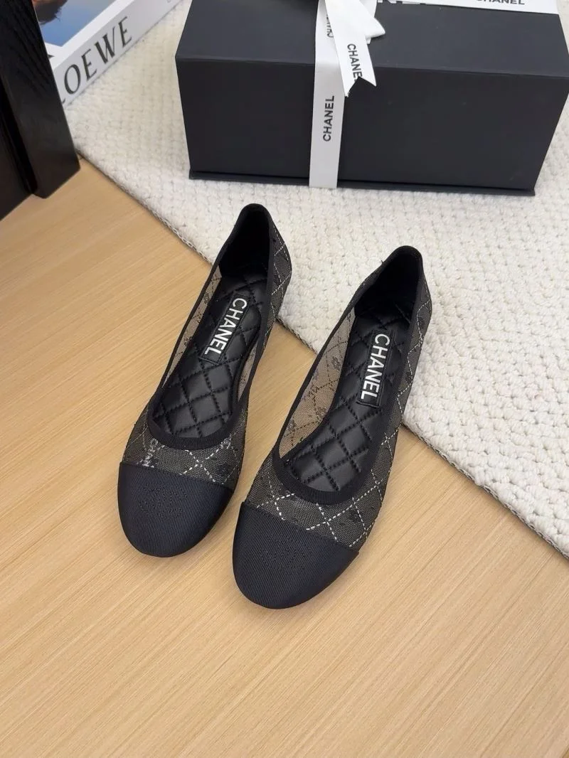 Chanel Low Shoes FastDry 19226