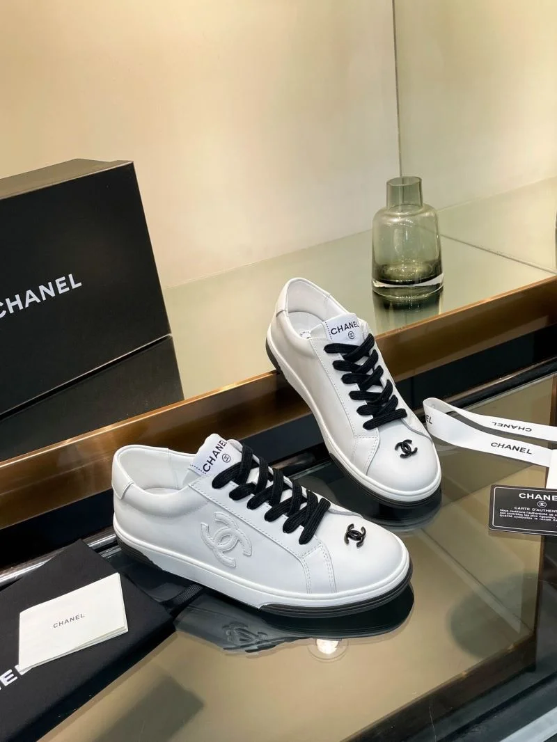 Chanel Low Shoes Efficient 18107