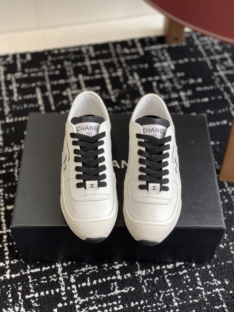EyeCatching Chanel Low Shoes 18093